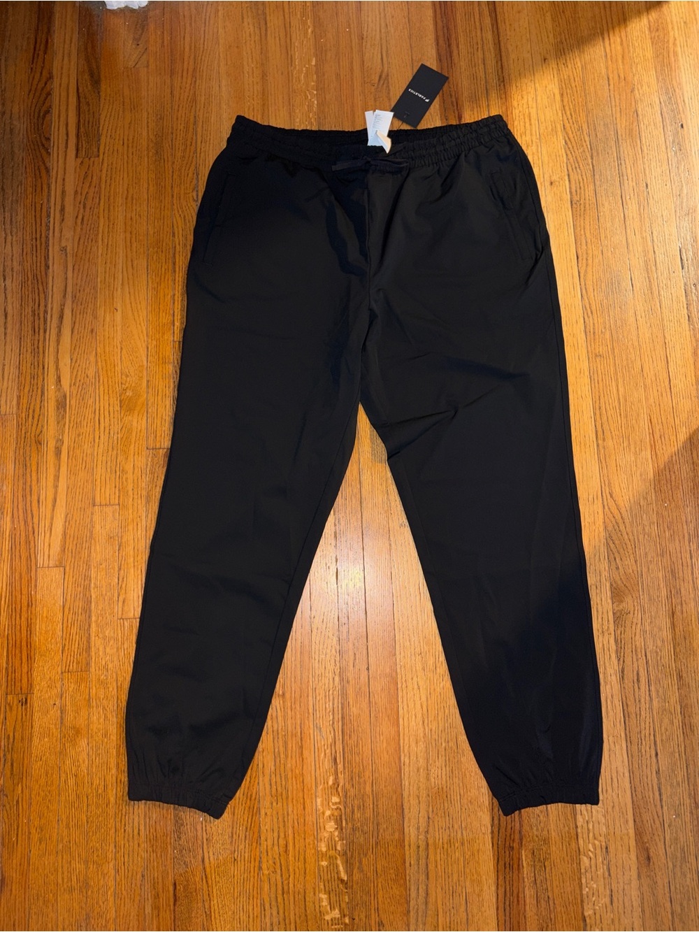 Fabletics Woman’s Black Jogger Sweatpants